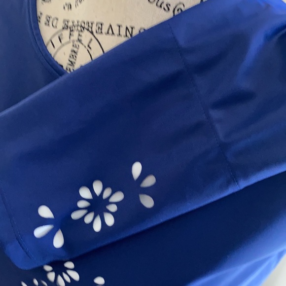 Cabana Life Long Sleeve Rash-guard Swim Top SZ-L - Picture 5 of 9